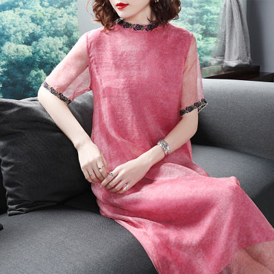 我的天啊!47岁的老婆真敢穿，时尚连衣裙，款款显瘦显嫩美