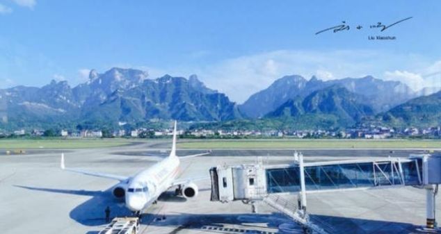 中国最美国际机场，被国家森林公园包围，乘客都不想起飞