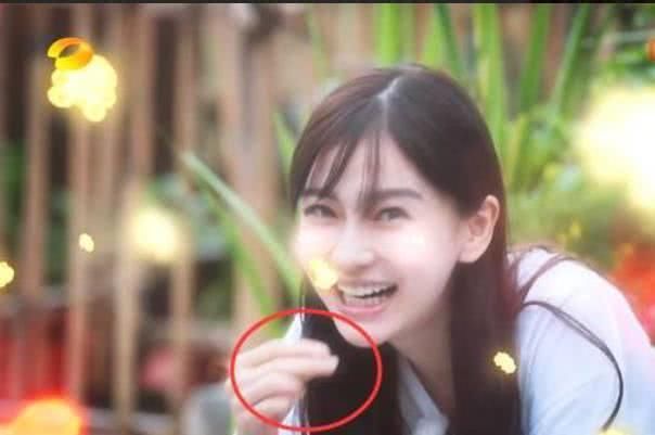 小海绵私照被拍baby耍大牌?黄晓明无回应被质疑夫妻感情变差