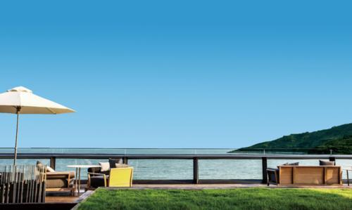 被誉为广东第一湾的小径湾，人少景美，自然海景美不胜收