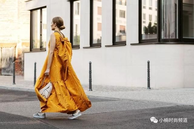 跟随德国女人的脚步,穿出颠覆着装法则的强势风格