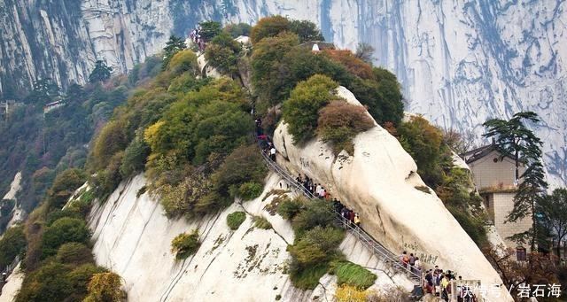  『风景』中国“最危险”华山栈道，到底是何人修建，古人又是如何修的呢？