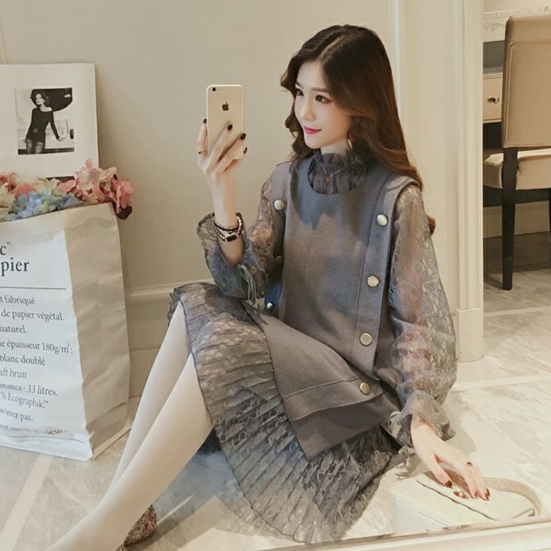 小姨33岁，从不紧身衣配短裙!只穿“小香风套装”，难怪美嫩