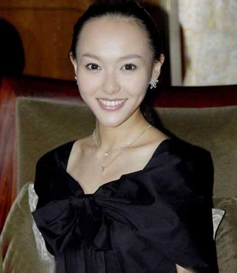  『脸上』判断自己适不适合留刘海，主要看脸上这5个特征，留错显老没气质