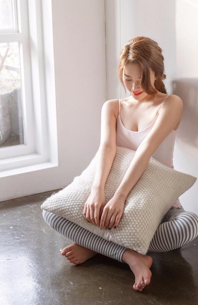 这身材，这容貌，极品美女！