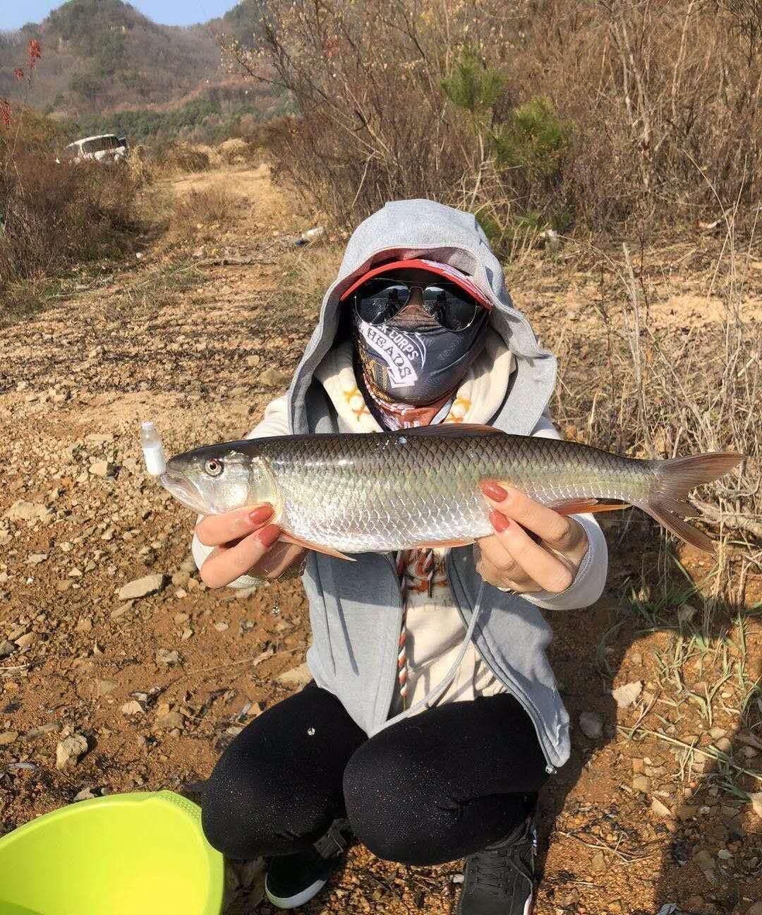 【影响】野钓调漂干货分享，详解鱼钩和漂尾在实际调漂中的影响！