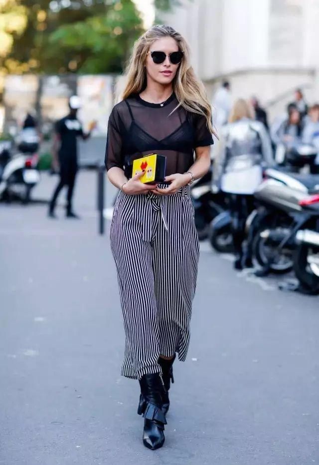 鞋子穿不对，阔腿裤再美也白费!