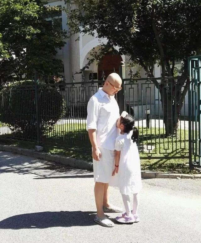 t018e69da477d77ab99.jpg?size=640x775