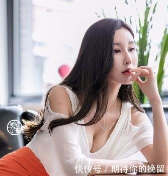 街拍 优雅的美女, 天生有种无法抗拒的气质!