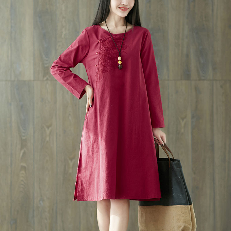 闷热的秋老虎,穿毛衣还太早!不妨试试穿棉麻装,洋气遮肉不显老