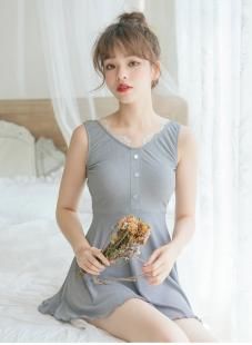 7款显瘦遮肉泳衣推荐