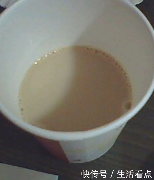 40岁的女人如何美白？只需用白醋加上“它”，皮肤白净还嫩滑！