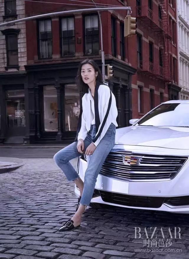 不骗你，刘雯衣橱里可能有180条牛仔裤!