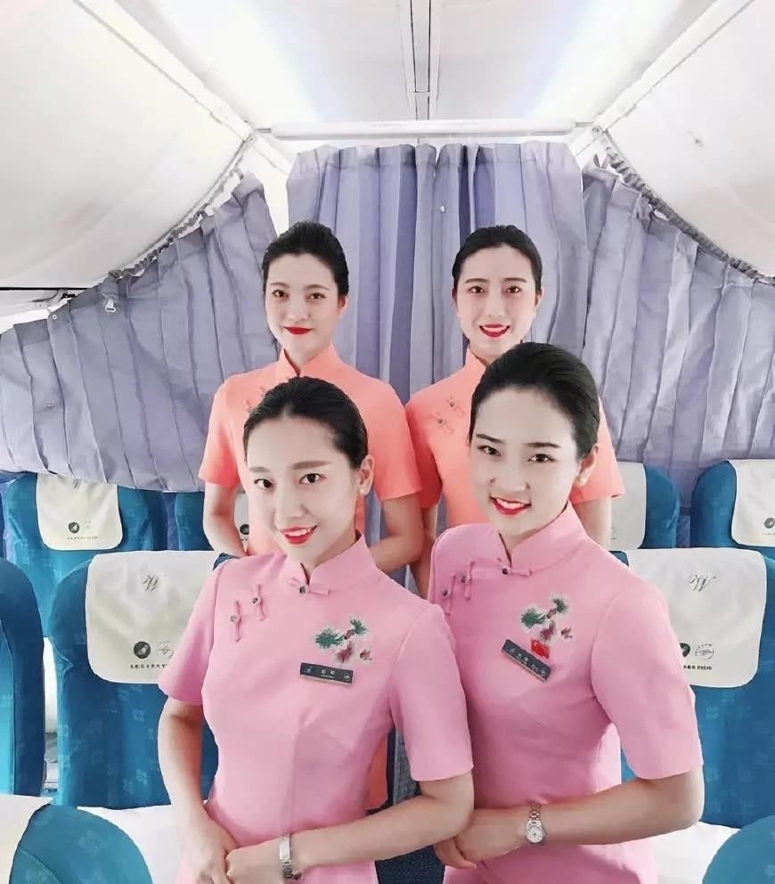 「旗袍装」各航空公司空姐的旗袍装,大家更喜欢哪一个呢