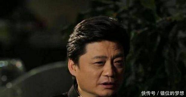 铲屎官要安排后事1个细节揭穿他的“谎言”，网友取消关注了