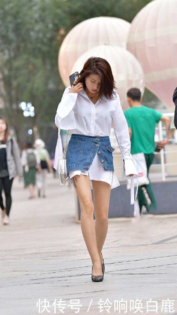  穿着■小姐姐不是一般的会玩, 小短裙第一次看见这么穿