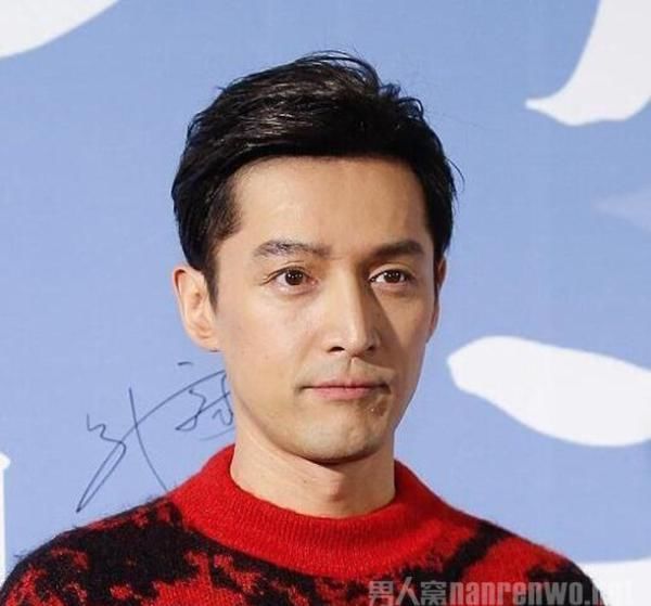  七偏分纹理@中年成熟大叔适合什么帅气发型 用这4款代替日常平头吧