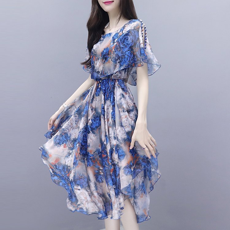 虽然我虎背熊腰，自从夏天换上减龄裙，居然美得老公都认不出我