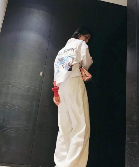  「简直不要太」yamy的草绿色＋紫宁的黄色格子套装超加分？真的不要太出色，好看