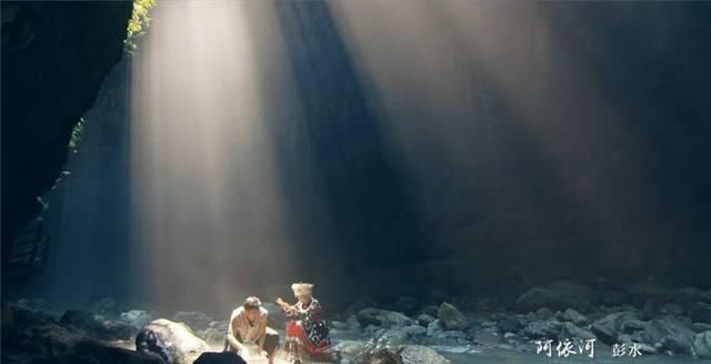 重庆彻底火了！又拿全国第一，网红城市当之无愧！