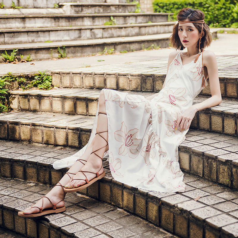 好身材的女人,不妨试试包臀裙,修身又有魅力