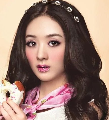 女星爱上“波浪卷发”，郑爽显老，热巴惊艳，范冰冰妩媚