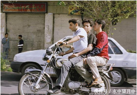 中国小伙去伊朗旅行,坐上当地摩托车,却被直接带回家?