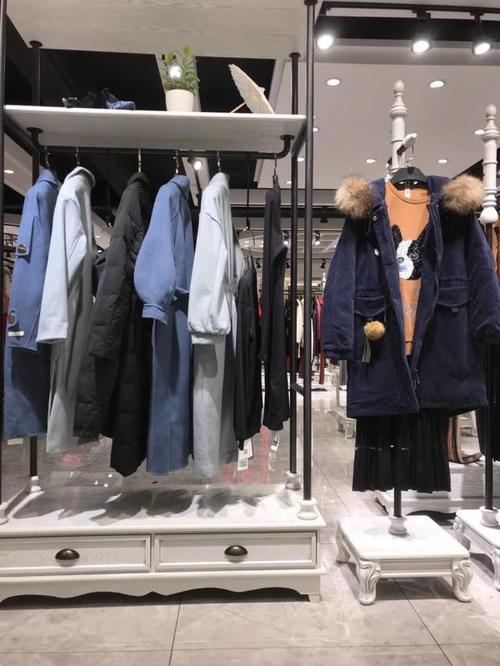 怎样让来服装店消费的顾客觉得钱花得值？