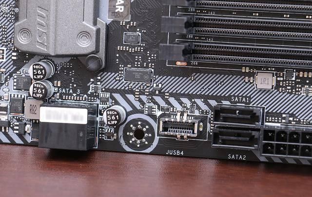 『值得一提』老机箱新折腾,分享一台最近完成的 M-ATX 主机