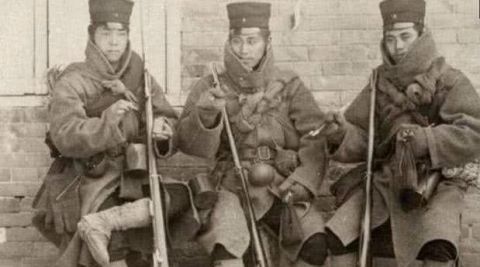  平均身高：古代日本人究竟有多矮？一组关于日本身高老照片，叫倭寇是这原因