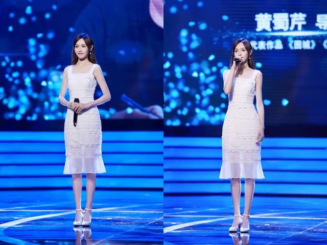 94斤迪丽热巴和86斤唐嫣同穿吊带裙，网友：微胖就是比苗条好看！