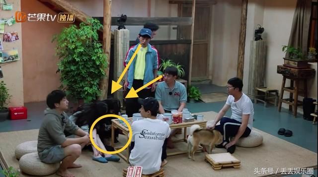 baby假吃玩手机被质疑，真相原来是这样，粉丝：“黑”的有点过了