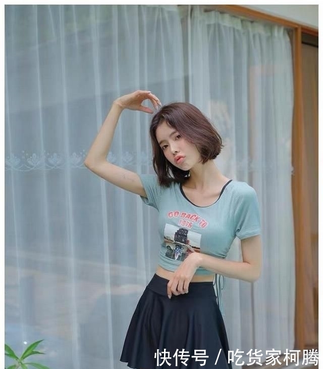 美景|清纯美少女与百褶裙子的结合, 那就是美景