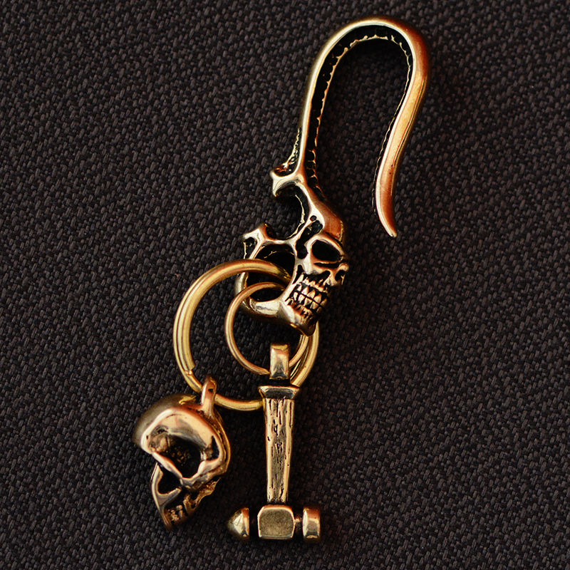 老公说:少抽两盒中华烟，也要买下这黄铜小物，看上去帅的不得了