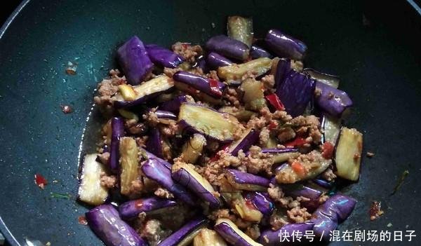 紫薯■“天然花青素”被发现,是紫薯的8倍!常吃淡斑美白,女人要记住