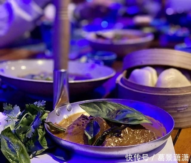 那一刻:在600多平的别墅房睡一晚是啥感觉?推开门那一刻就知道没白来