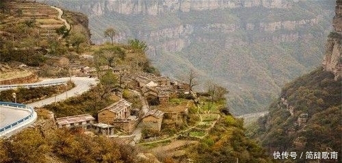 世界最凶险的一个村庄，房屋建在悬崖之上，这里人如何生活？