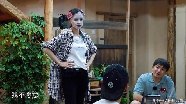 为何29岁的baby皮肤会这么好？看她起床后做的这件事也许就懂了