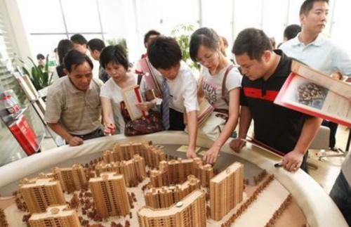  【买房】农民用“所有积蓄”到县城买房，到底值不值呢？