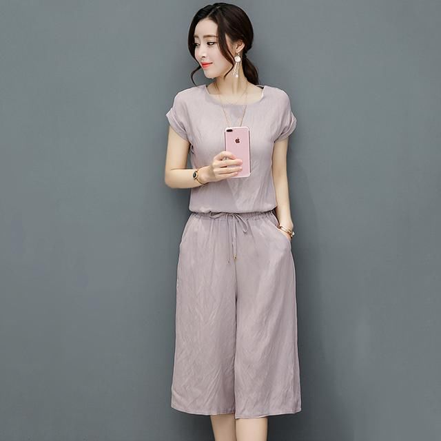 逛街一天未归，43岁老婆回来穿这阔腿裤衣服，美的让我目不转睛