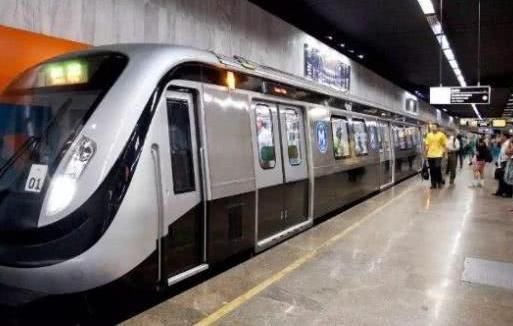  「地下」地铁在地下建造，为何没看见泥土被运出来？看完涨知识