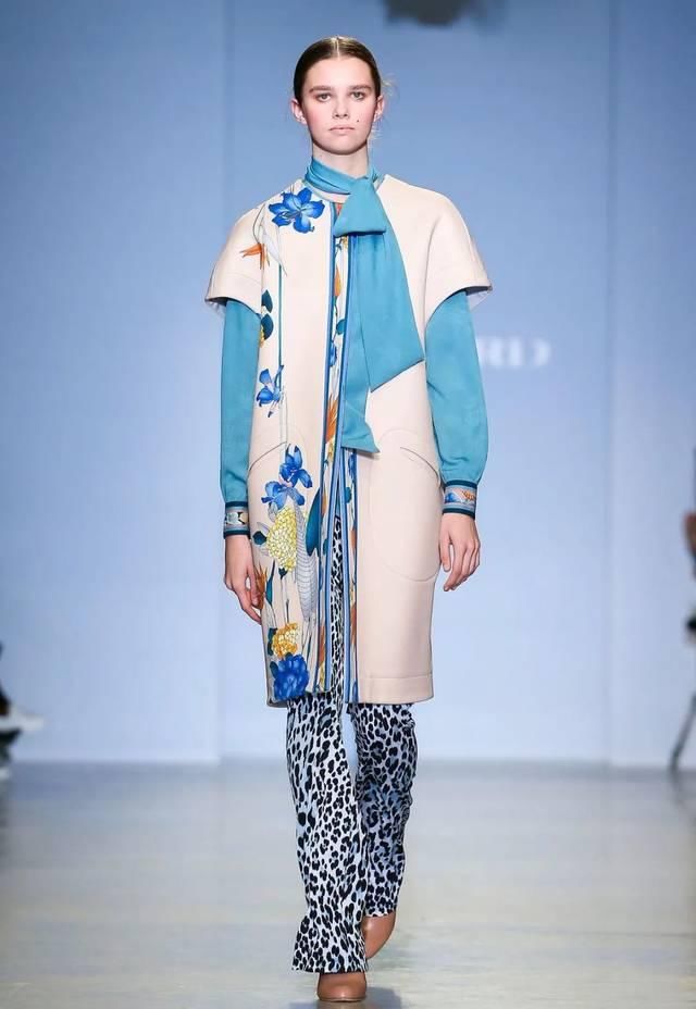  色彩：时装展最靓话题：这8大颜色夫人夫人太炫了，美哭！！