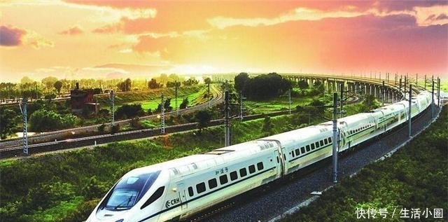  【坐下】中国行程最短的高铁，仅用八分钟就到站，乘客表示刚坐