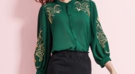 清晨打开窗户，看到一个邻居穿这秋装，简直让人目瞪口呆