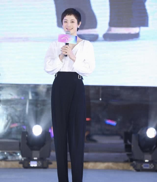  女性：一年但是300块，一天但是几毛，就能带来小孩比网络课程更强的将来