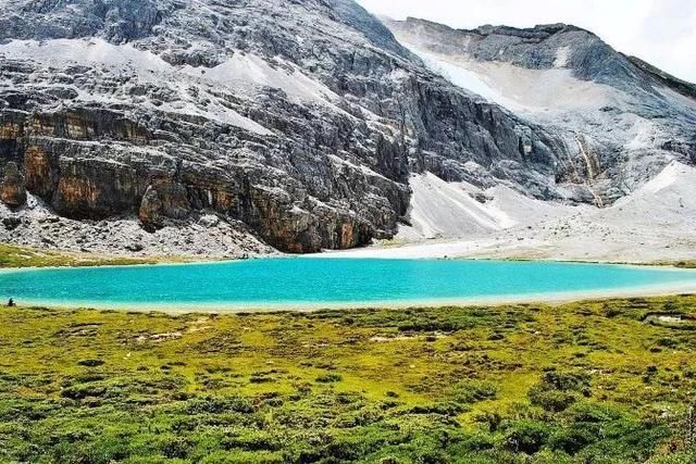 开进稻城亚丁！又挖到一条川西小环线，金秋醉美秋色在这里