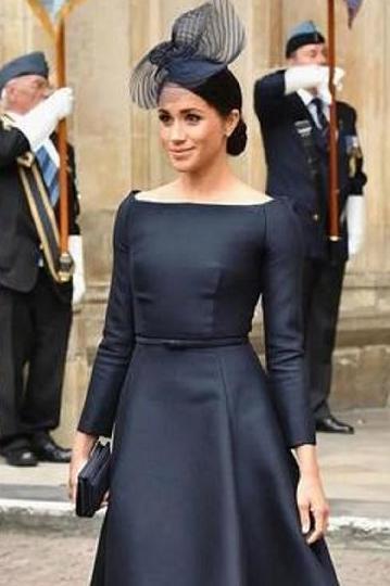 看了梅根的小黑裙, 再看看凯特王妃, 网友: 没气质最好不要乱穿!