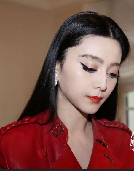 时隔不到一月,范冰冰方再发维权声明,称将追究造谣者的法律责任