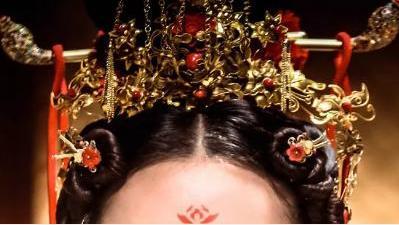 5个好看的王妃头饰，有一个是属于鞠婧祎的，2秒找出的都是真爱