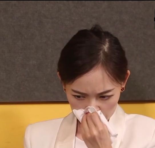 马蓉好友称马蓉偷带孩子去美国纯属造谣